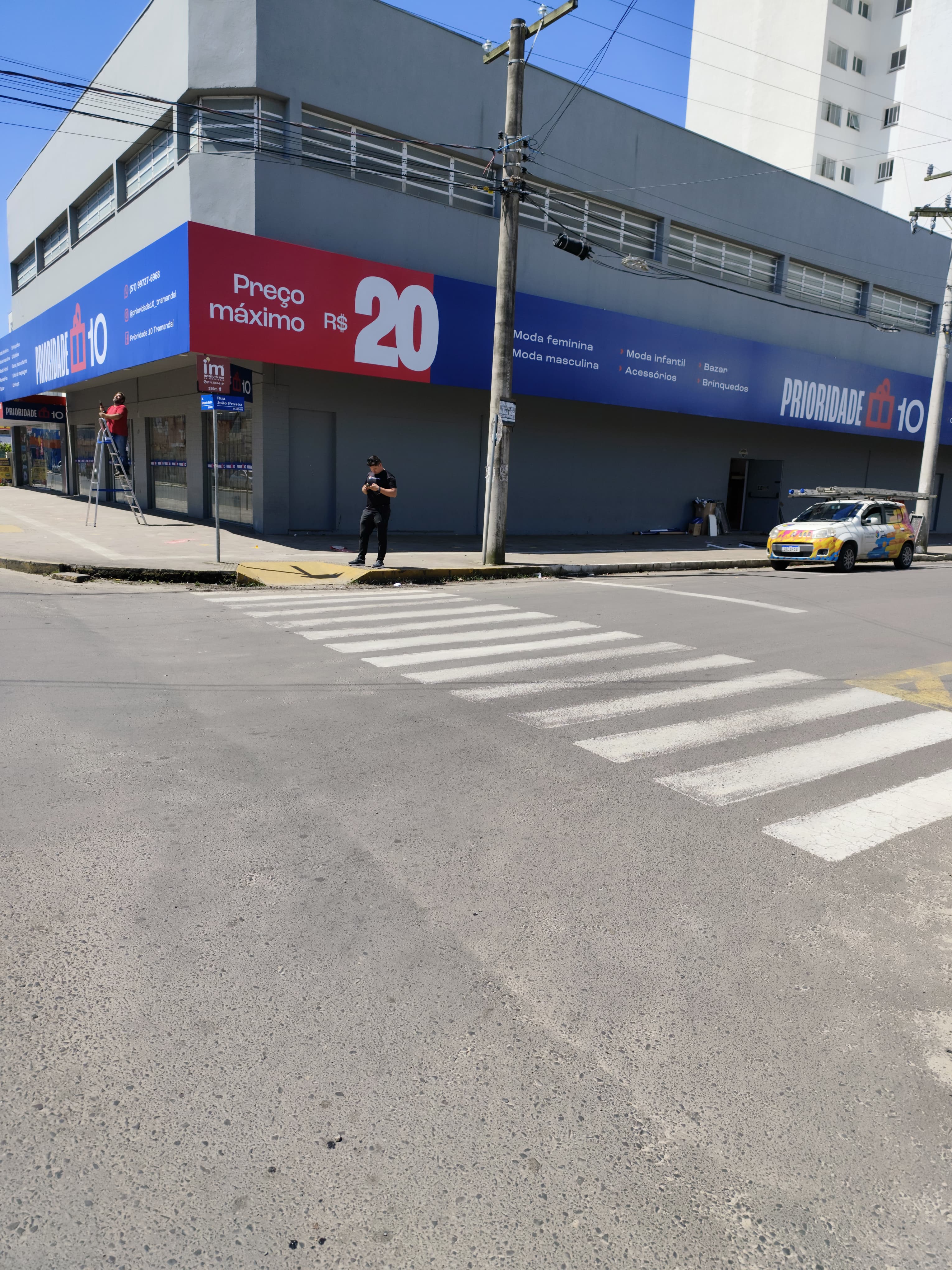 Fachada comercial — trabalho Print Express